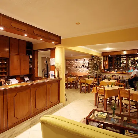 מלון Castle Pontos