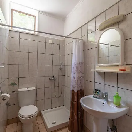 מלון Castle Pontos