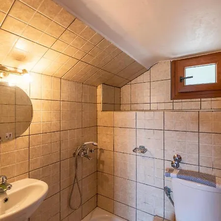 מלון Castle Pontos