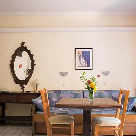 Castle Pontos Hotel 2*