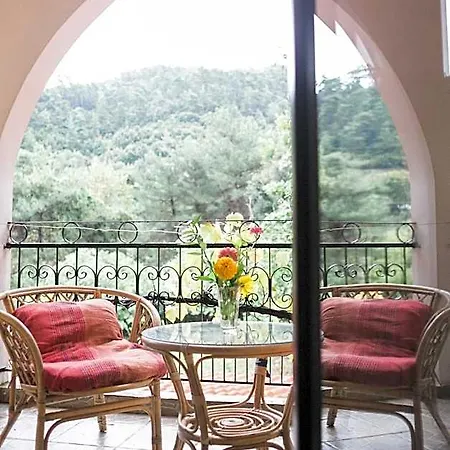 Hotel Castle Pontos