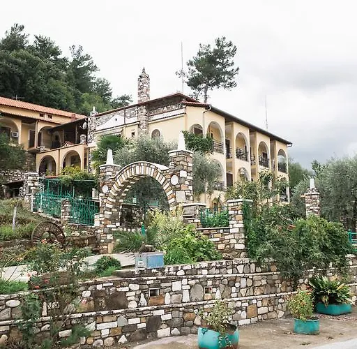 Castle Pontos Hotel 2*